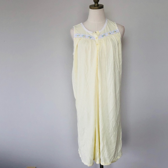 Yellow Nightgown SECRET TREASURES Pullover Floral Lace Trim Sleeveless Medium - Picture 1 of 8